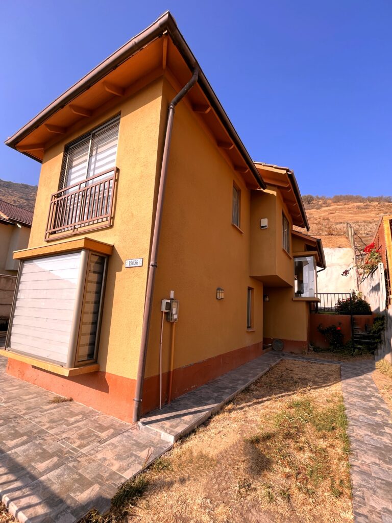 Vende casa en ciudad de los valles